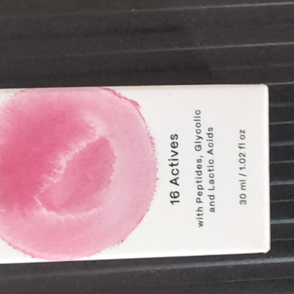 Mad Hippie AHA Exfoliating Peel - Picture 2 of 2
